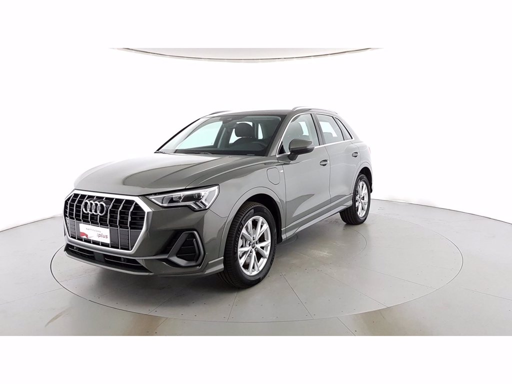 AUDI Q3 45 1.4 tfsi e s line edition s-tronic