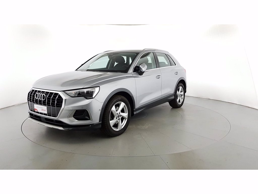 AUDI Q3 35 2.0 tdi business advanced s-tronic