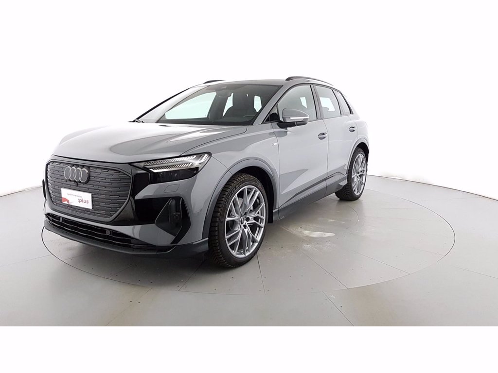 AUDI Q4 e-tron 45 s line edition
