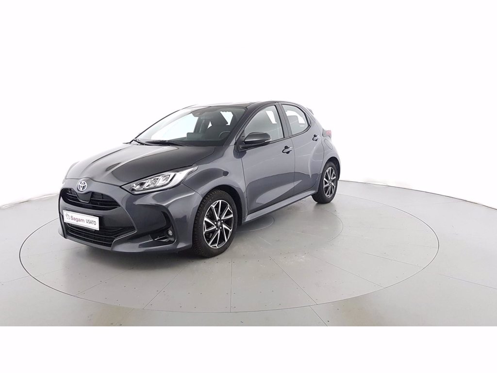 TOYOTA Yaris 1.5h active