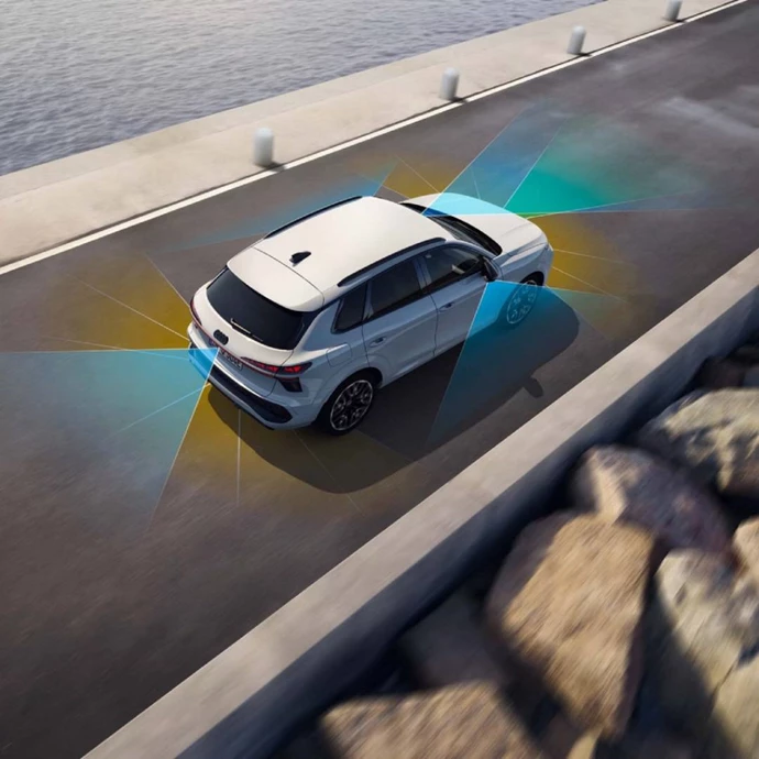 Imgi 207 Q3eh 2025 8099 S (4)