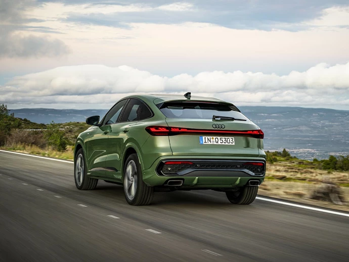Q5 Sb Post