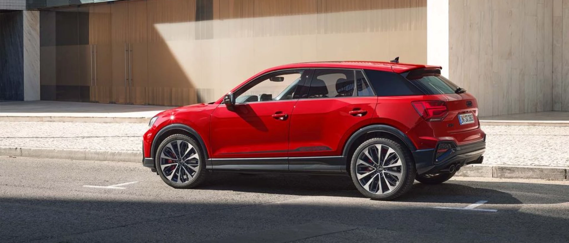 Audi Q2 Business Advanced Benzina 116Cv Slide