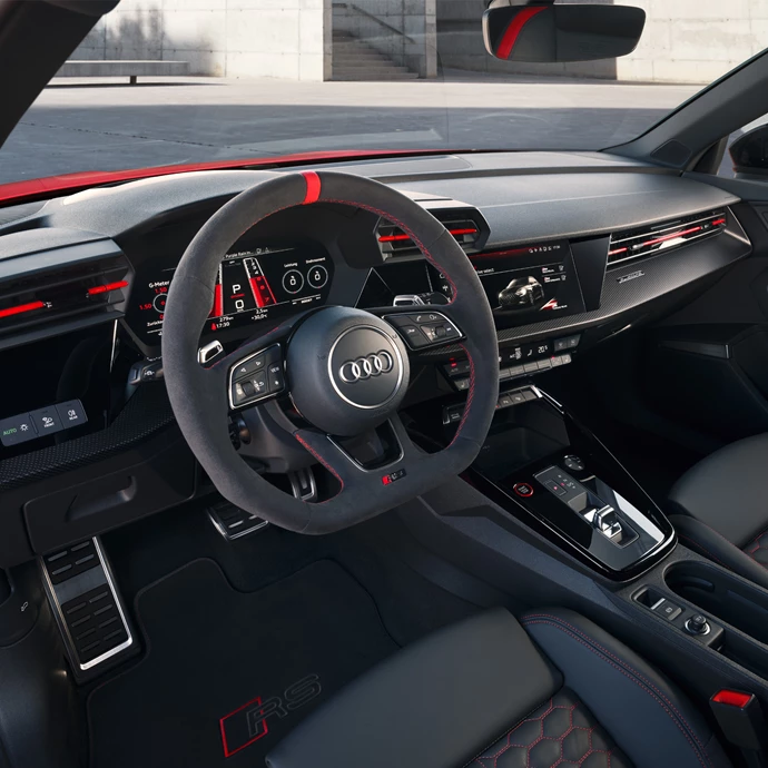 Puro Divertimento Alla Guida.