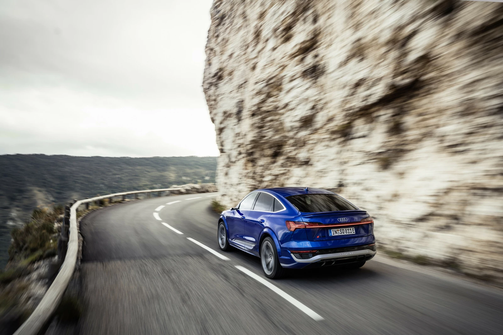 Nuova Audi Q8 E Tron Maggiore Capacita Della Batteria E Maggiori Prestazioni Di Ricarica 376 L 1200